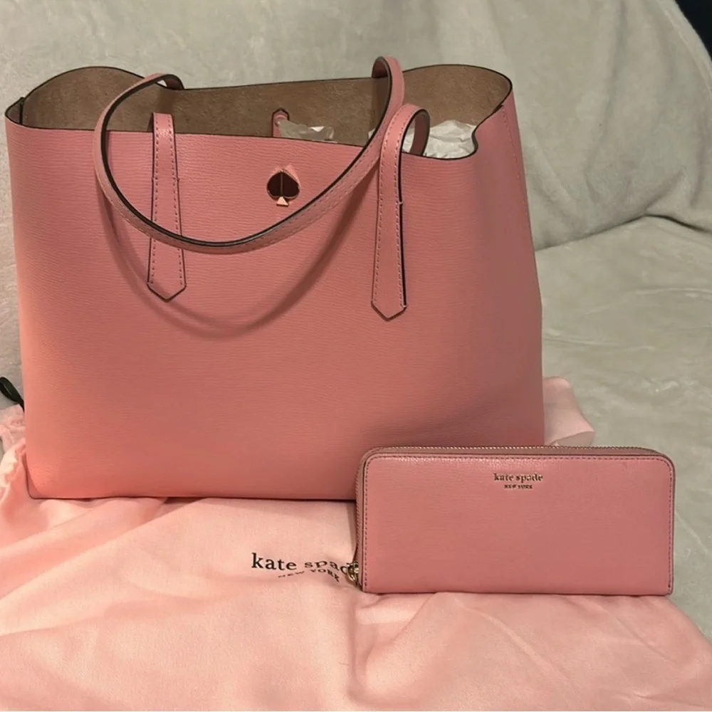 Kate Spade wallet - Picture 7 of 7